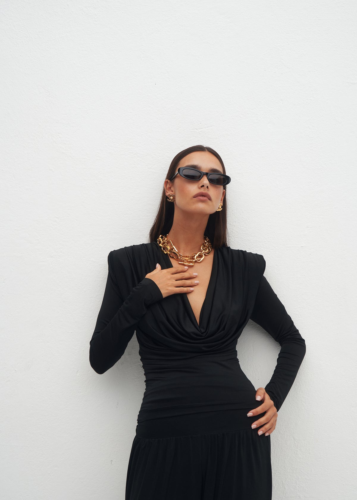 LORIA BLACK BLOUSE