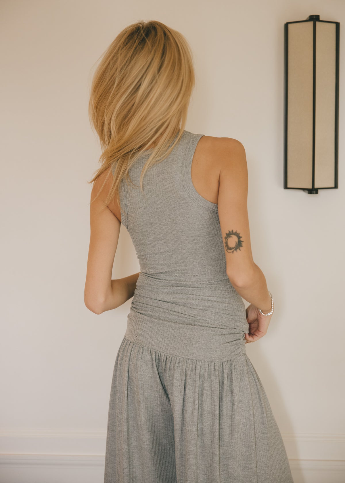 TANK TOP TORINA RIBBED GREY