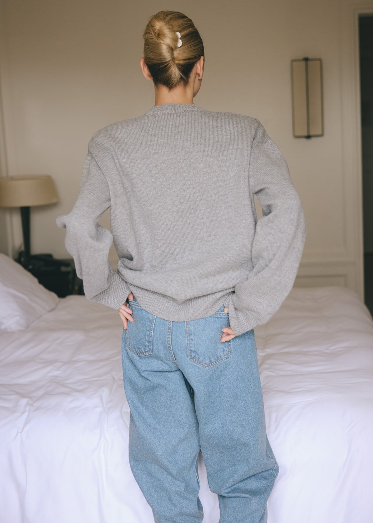 CECILIA LIGHT GREY SWEATER