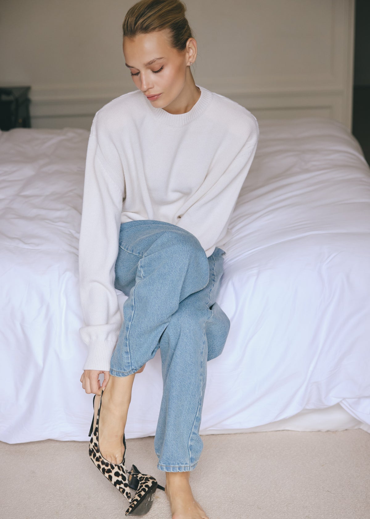 CECILIA ECRU SWEATER