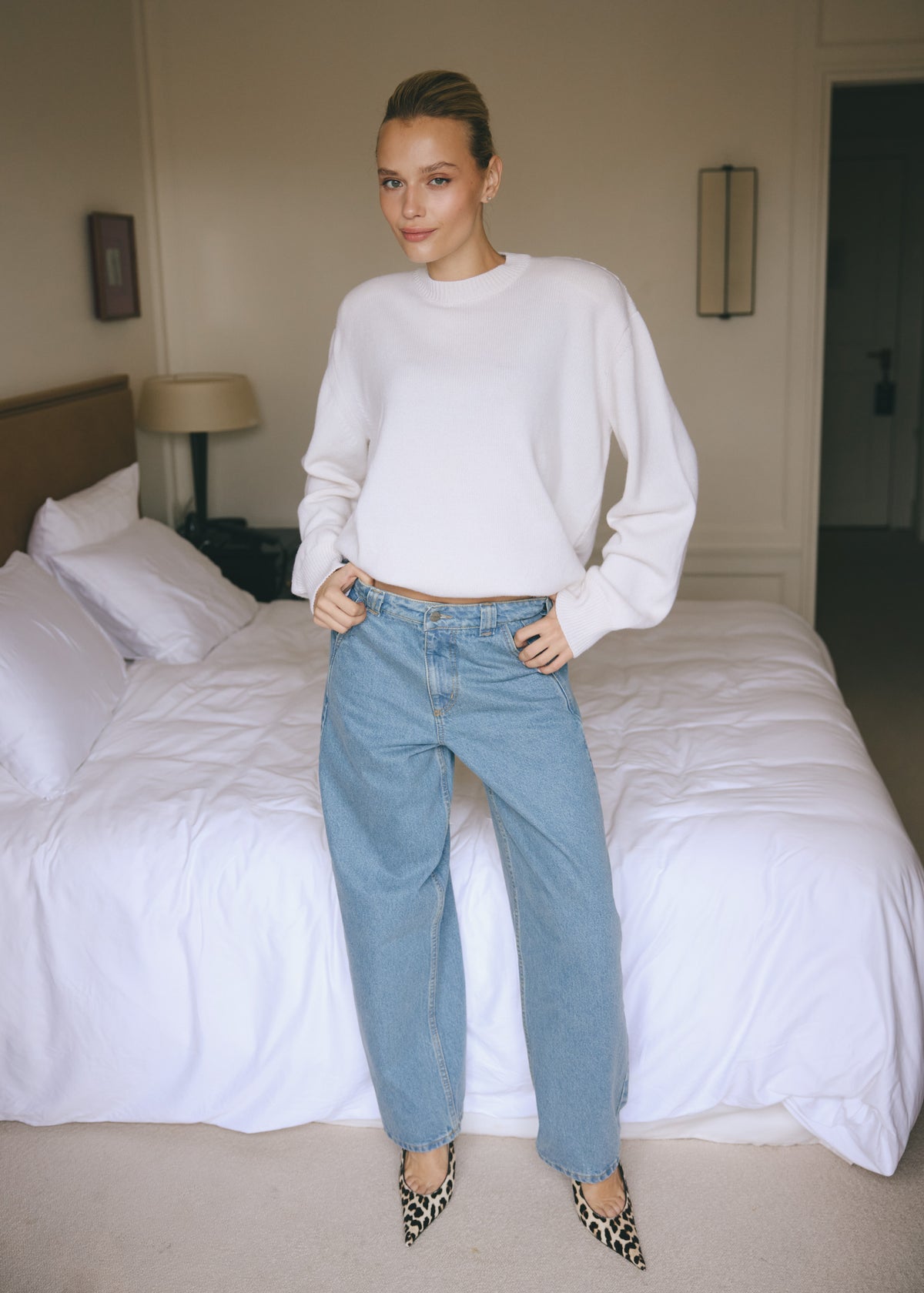 ESTER LIGHT BLUE JEANS